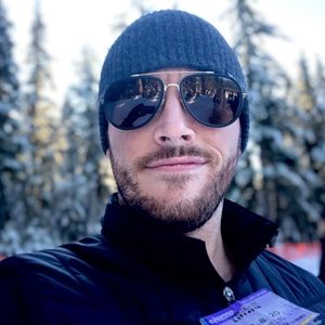 Meet your Posher, Corey